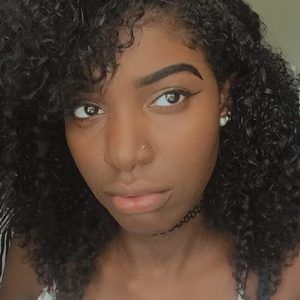 Meet your Posher, Jada